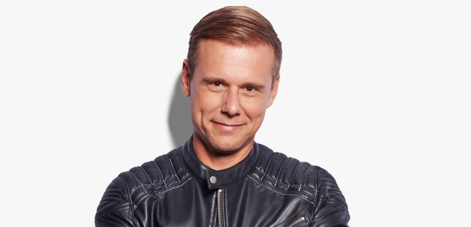 DJ Armin van Buuren krijgt Ere Zilveren Reissmicrofoon